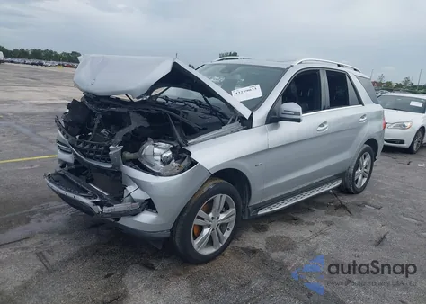 2012 Mercedes-Benz Ml 350 4Matic z USA, uszkodzony, nr VIN 4JGDA5HB3CA076534